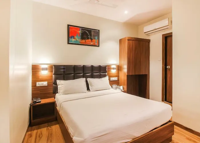 Deluxe Residency Hotel Mumbai